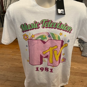 MTV size womens‎ med.